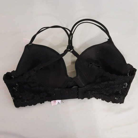 No Boundaries Lace Frame T-Shirt Bra, Black, 32D - Picture 3 of 6